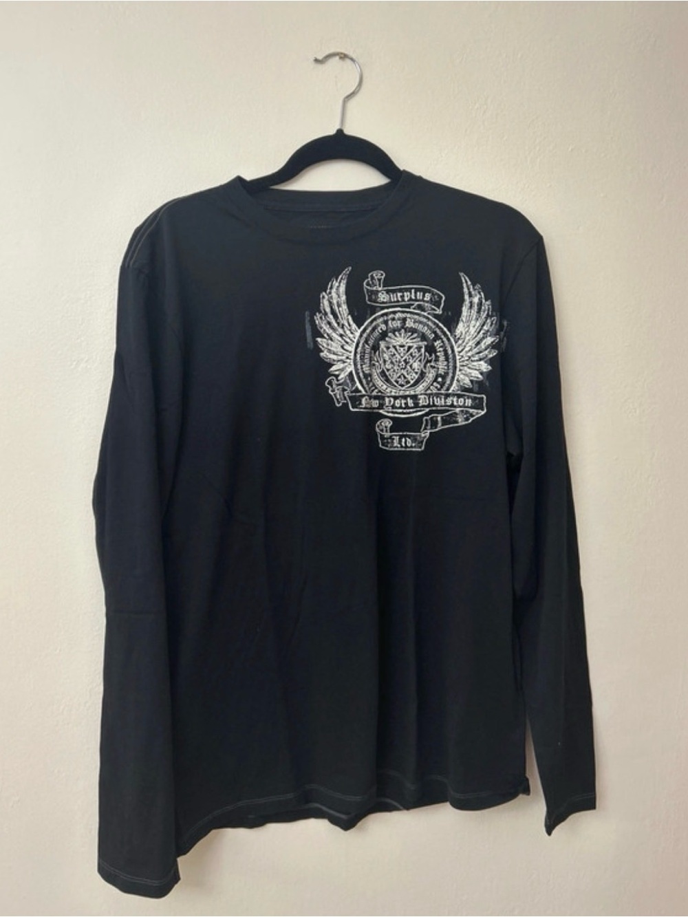 Banana Republic Black Long Sleeve Crewneck with White Crest Graphic size large